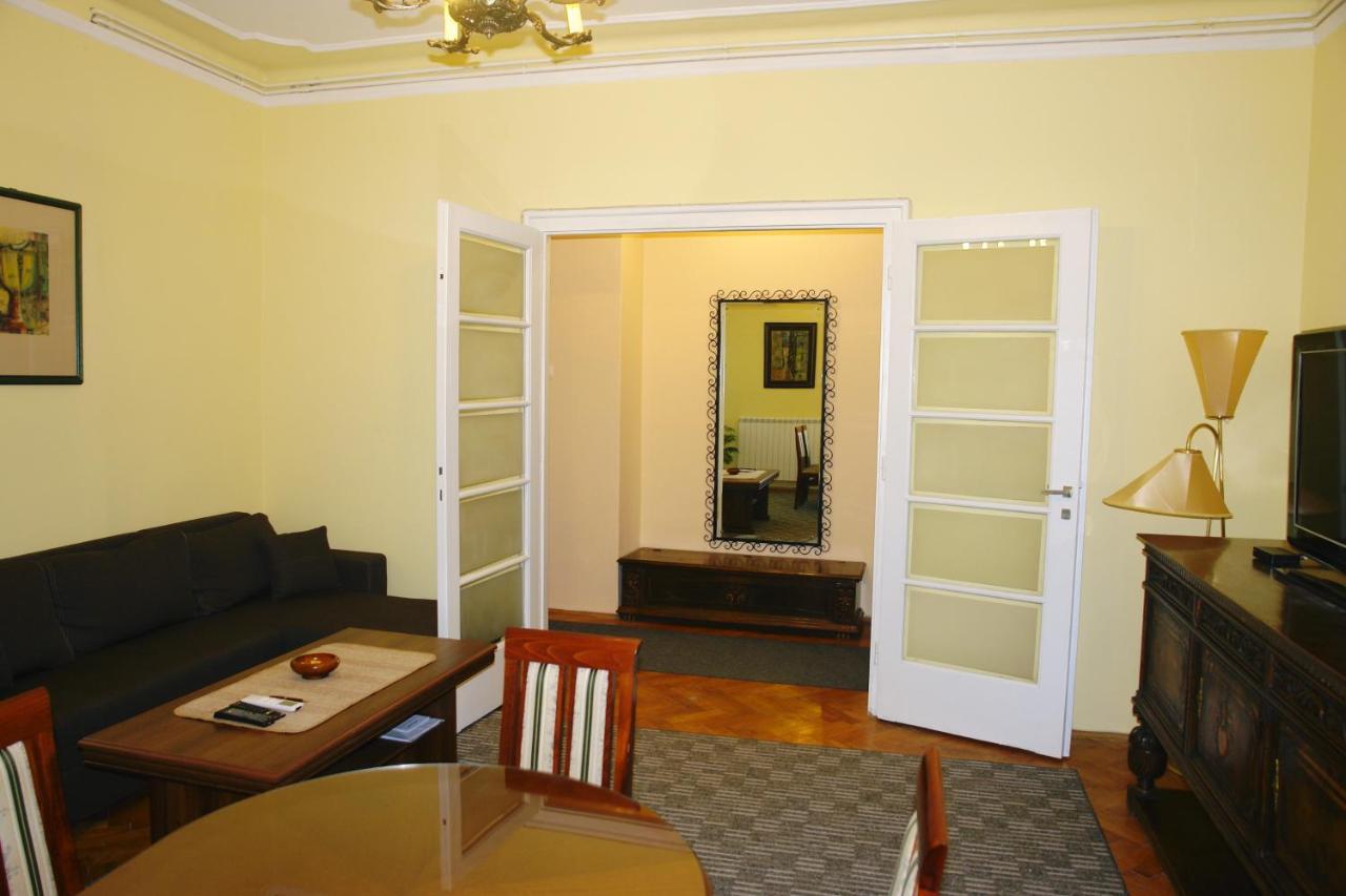 Apartment Tasmajdan Belgrado Esterno foto